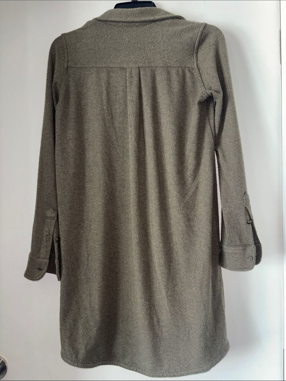 Faherty Flannel Dress - Picture 7 of 7